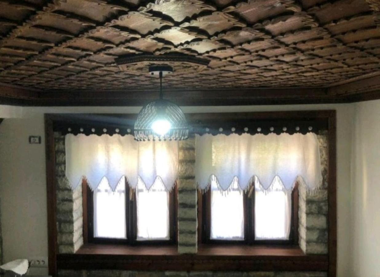 Miziriguesthouse ジロカストラ エクステリア 写真