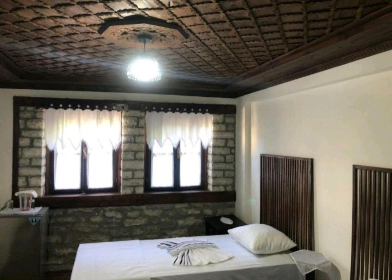 Miziriguesthouse ジロカストラ エクステリア 写真